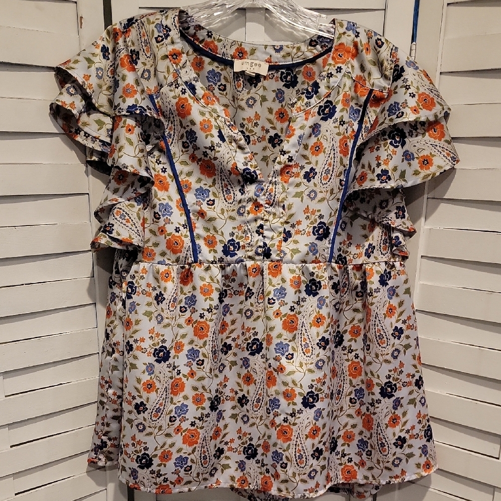 Umgee Gray Floral Ruffle Sleeve Boho Blouse Size Large
